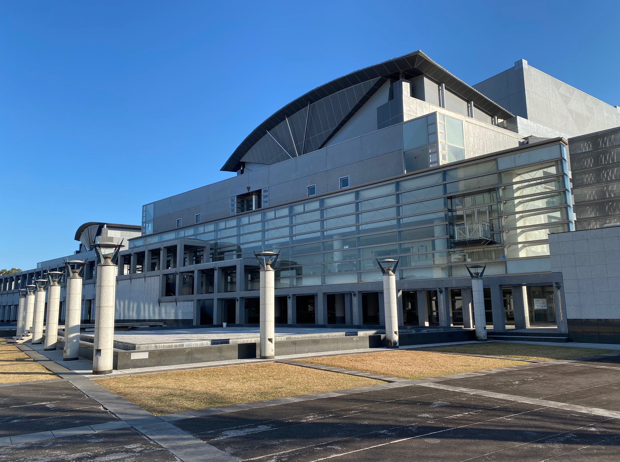 新しい年に | メディキット県民文化センター